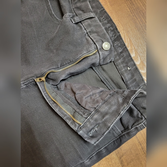 FREE W BUNDLE American Eagle high waisted skinny jeans - Picture 3 of 13